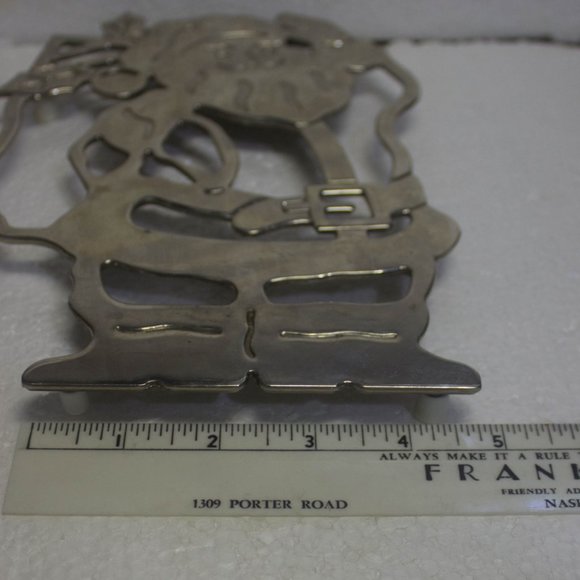 Christmas Santa Metal Footed Trivet - Picture 7 of 7